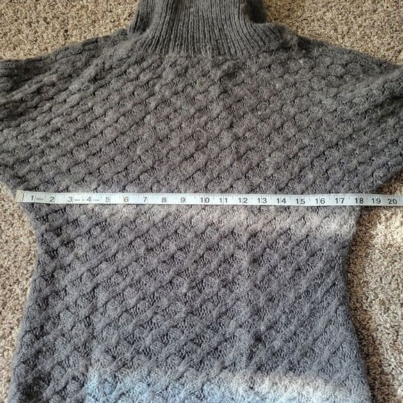 Old Navy Gray Textured Knit Wool Mohair Blend Short Sleeve Turtleneck Size XS - Picture 13 of 14